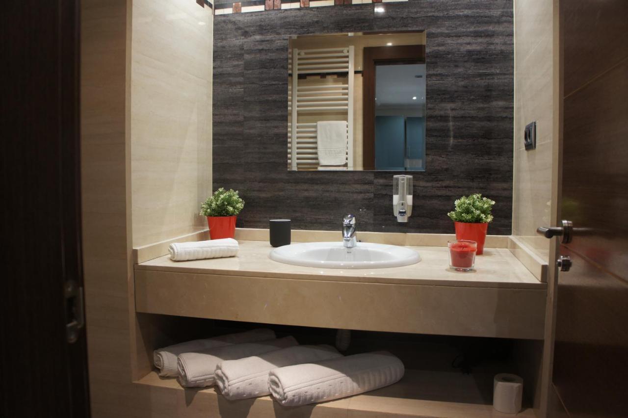 Arizonica Suites Madrid Buitenkant foto